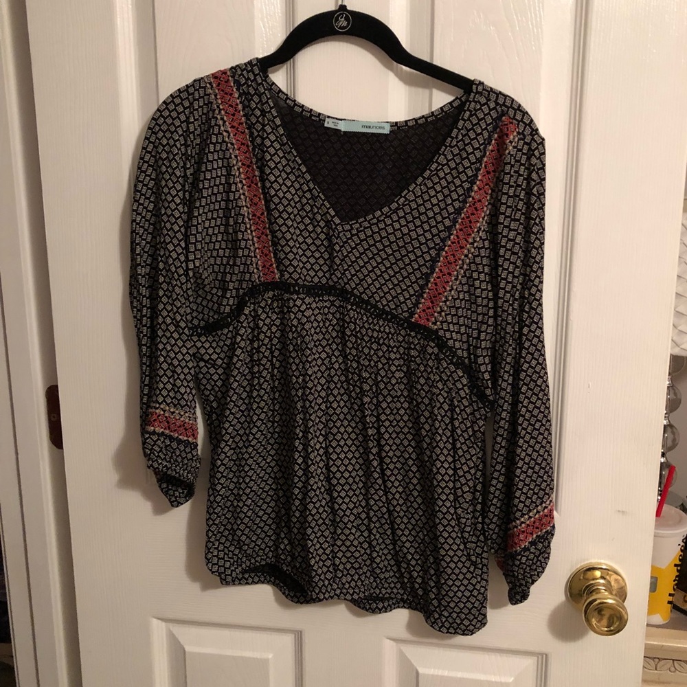 Size small Maurices top